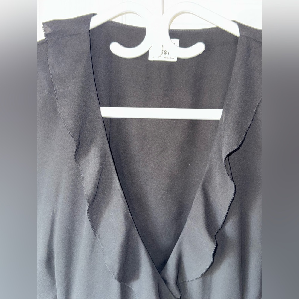 Aritzia Sunday Best Wrap Dress - Picture 4 of 7